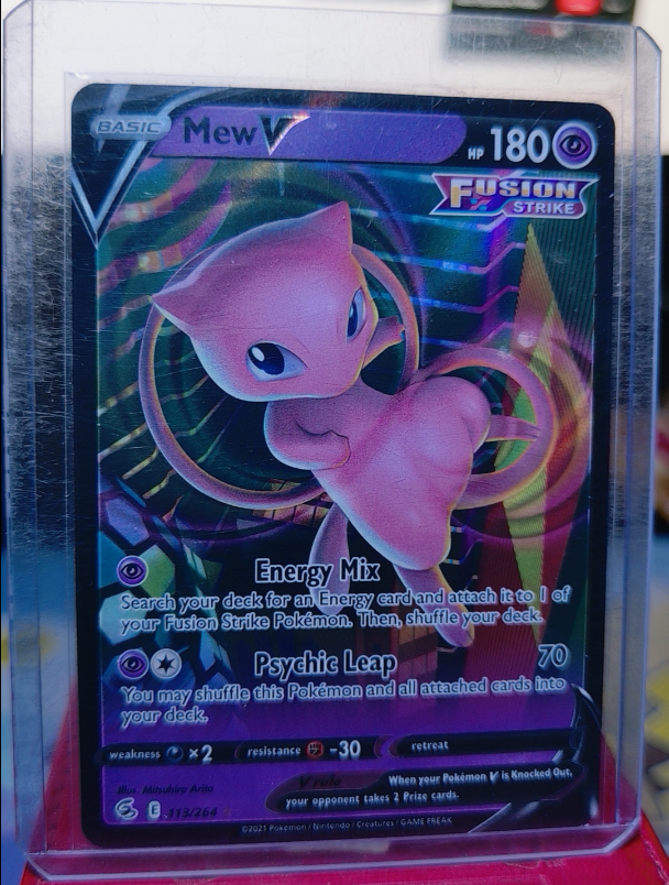 Mew V #113/264 Fusion Strike